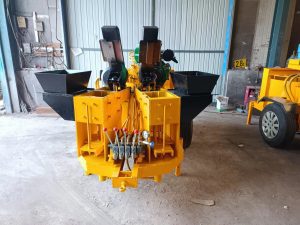 interlocking brick machine